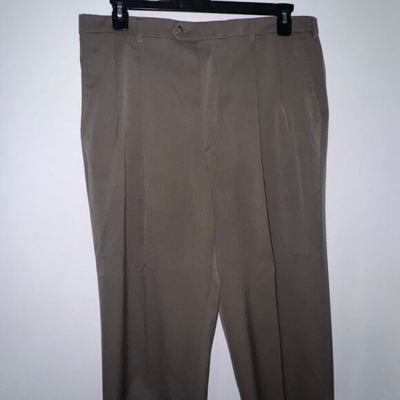 Haggar Pants Black Label Mens Straight Leg Premium Dress Pant Brown 38x30 Casual - Picture 2 of 8